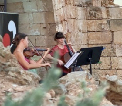 Conte musical: La volta al món en 8 cordes