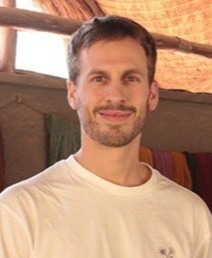 "Créixer fora, sentir-se d'aquí"